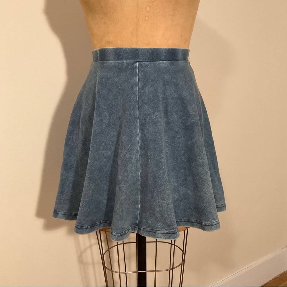 TopShop mini circle skirt, denim Lycra size US 2